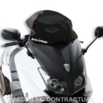 Cúpula Malossi Sport Screen ahumado oscuro para Yamaha T-Max 530. Mejora aerodinámica, confort y estética deportiva.